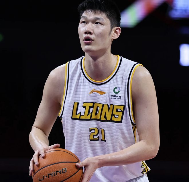 关于今晨金州勇士备战CBA常规赛;复出首秀细节曝光;底气十足;心理建设被强调的信息 关于今晨金州勇士备战CBA常规赛;复出首秀细节曝光;底气十足;心理建设被强调的信息