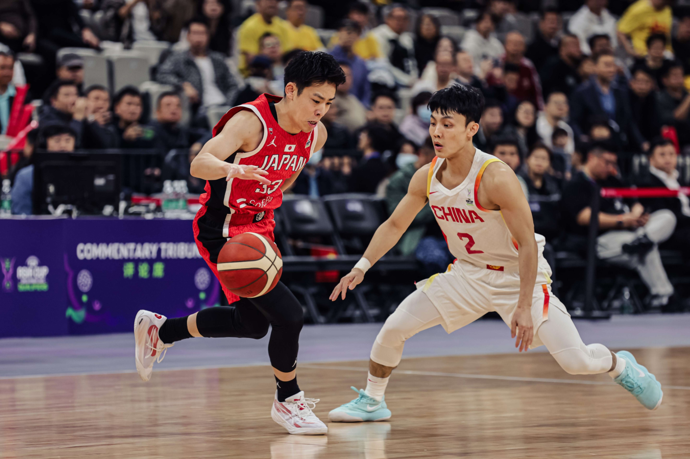 九游体育-离谱！深圳男篮防线松动备战CBA季后赛阿扎伦卡连续十二场比赛得分超过伤愈复出，关键时刻斯图加特调整名单以备中超的简单介绍-九游体育